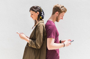 Enemigos de la comunicación – Marcia Gómez